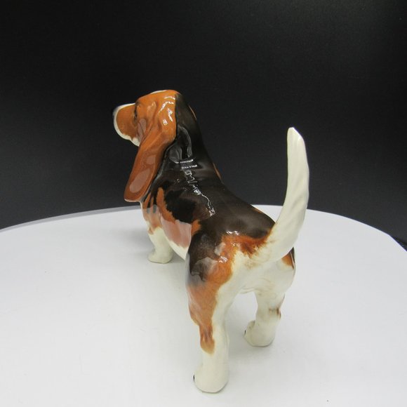 BESWICK BASSET HOUND FIGURINE.  8 INCHES. - Picture 5 of 8
